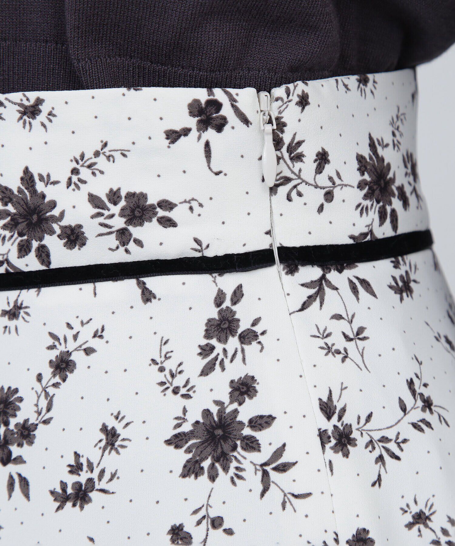  「ベロアラインドットフラワースカート」|スカート|