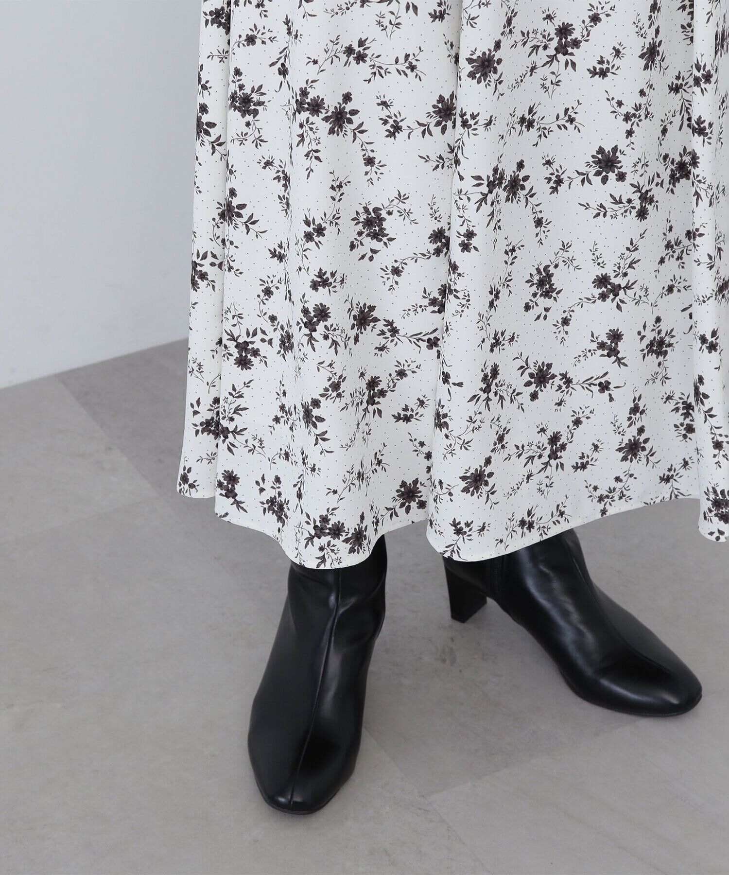  「ベロアラインドットフラワースカート」|スカート|