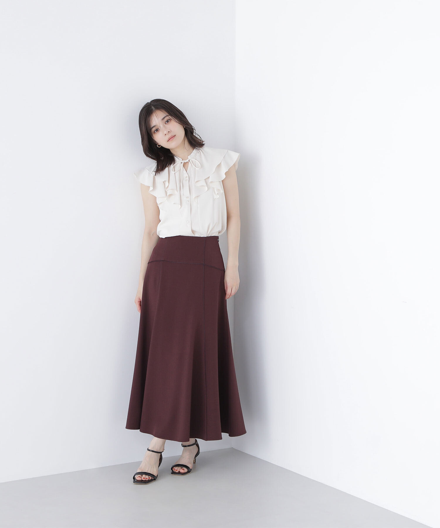  「サテンパイピングフレアスカート」|スカート|