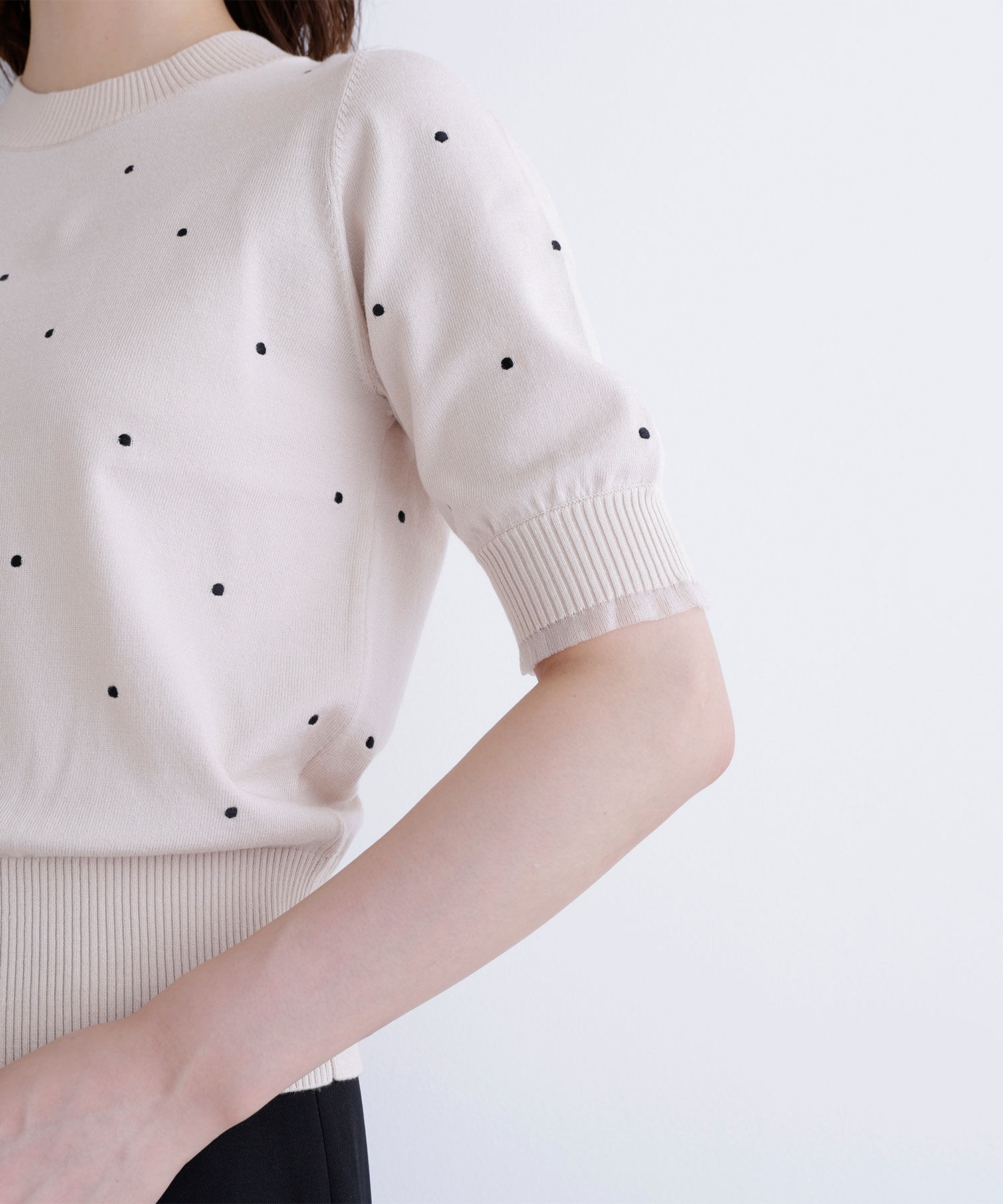  「ドット刺繍ハーフスリーブニット」|ニット・セーター|