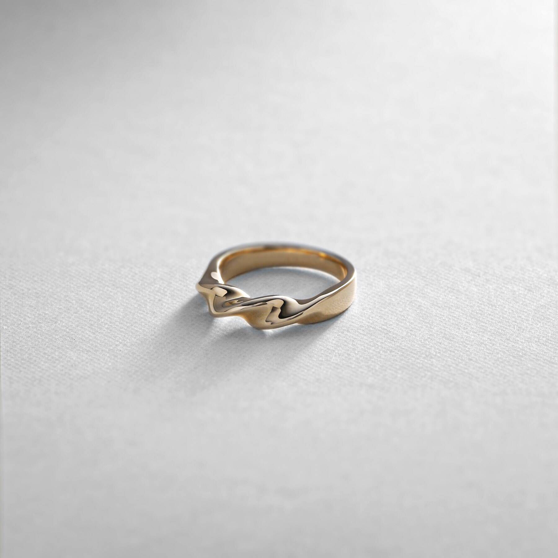 COCOSHNIK「K10ツイスト リング」|リング|