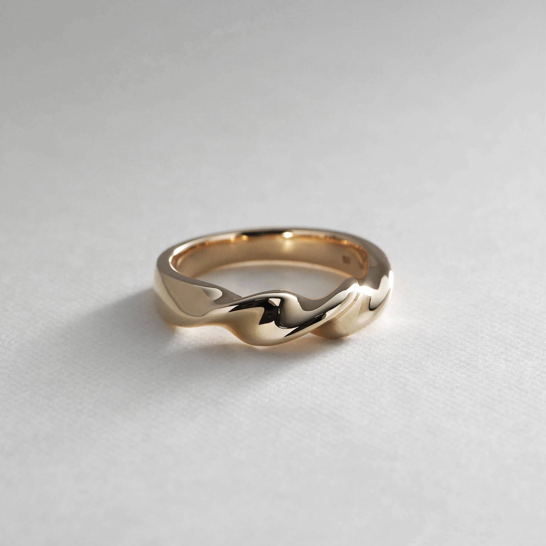 COCOSHNIK「K10ツイスト リング」|リング|