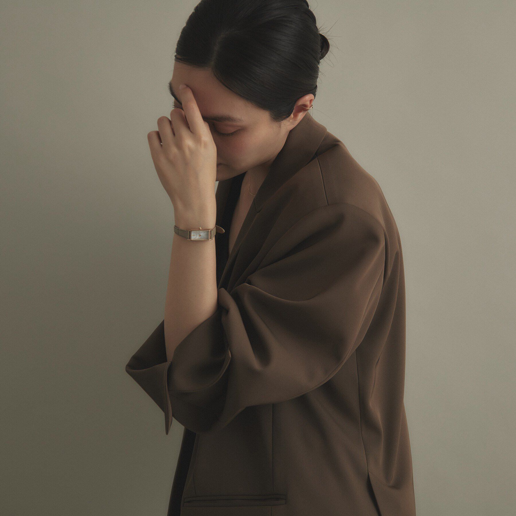 COCOSHNIK「RG Kii：別注モデルスクエア チェンジャブルバンドウォッチ（ホワイト）」|腕時計|