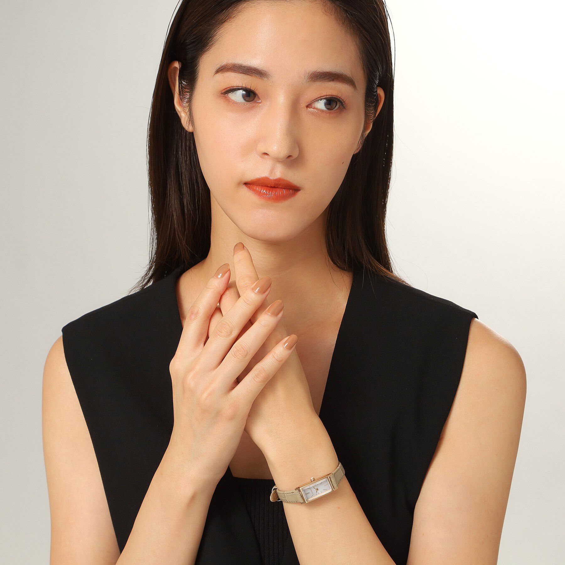 COCOSHNIK「RG Kii：別注モデルスクエア チェンジャブルバンドウォッチ（ホワイト）」|腕時計|