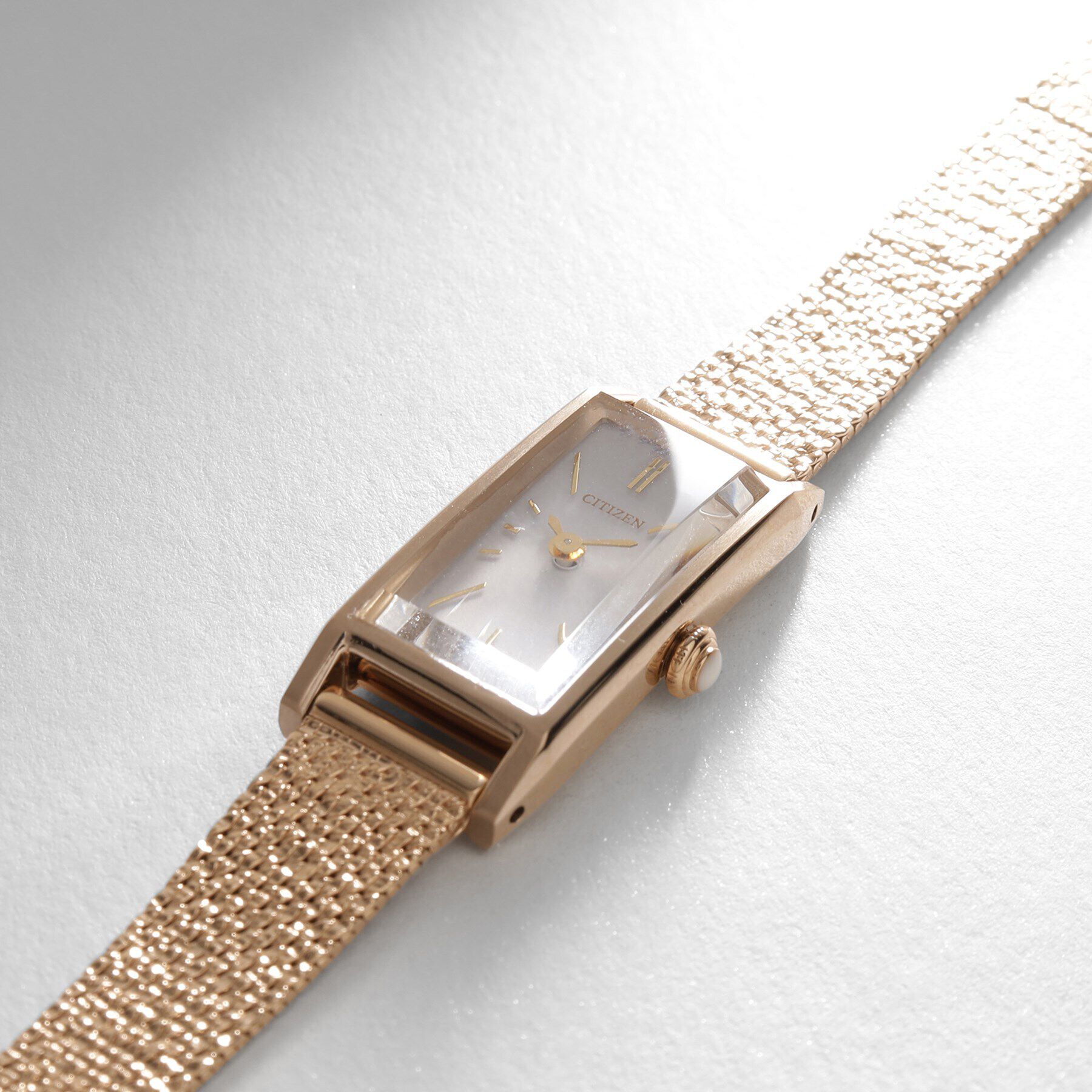 COCOSHNIK「RG Kii：別注モデルスクエア チェンジャブルバンドウォッチ（ホワイト）」|腕時計|