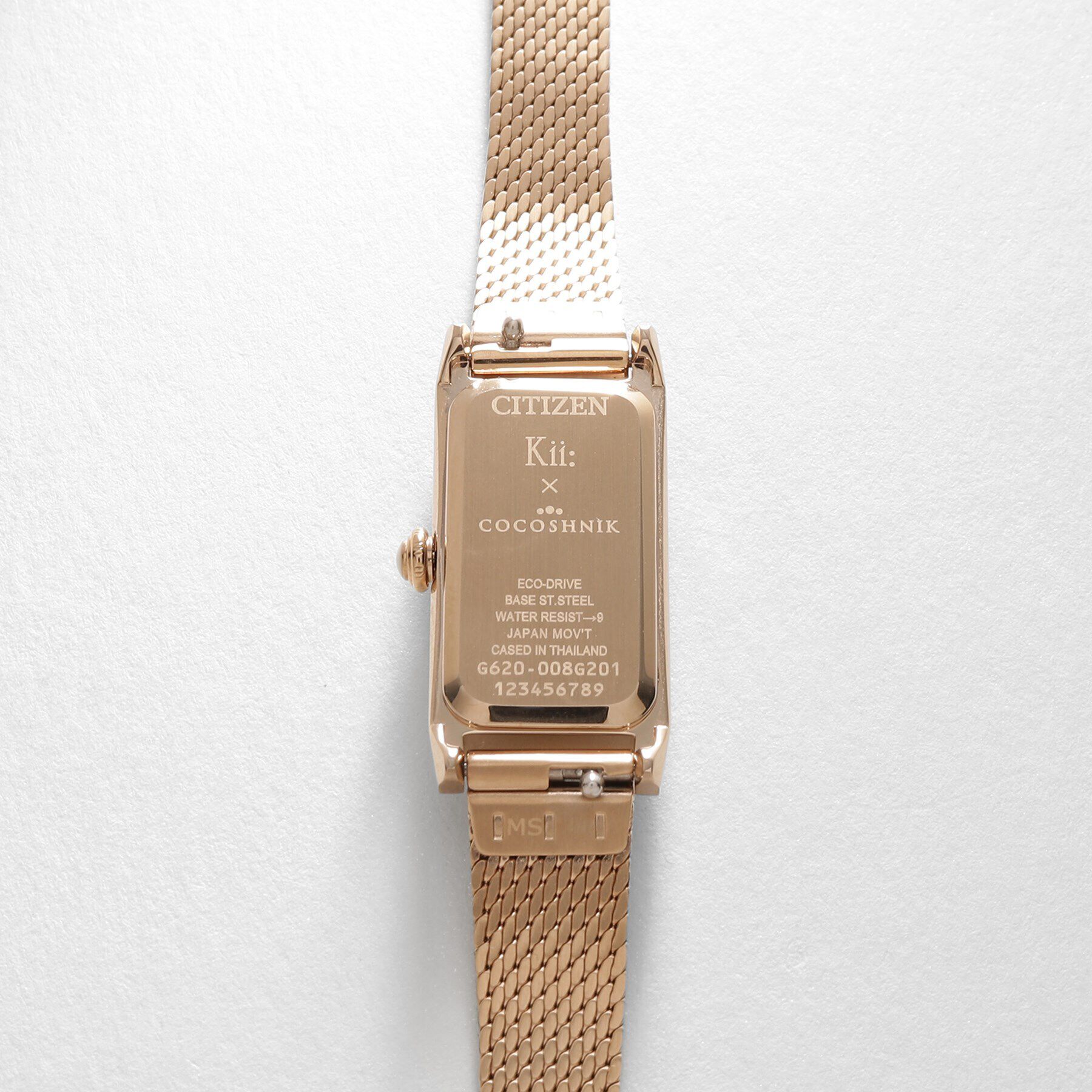 COCOSHNIK「RG Kii：別注モデルスクエア チェンジャブルバンドウォッチ（ホワイト）」|腕時計|