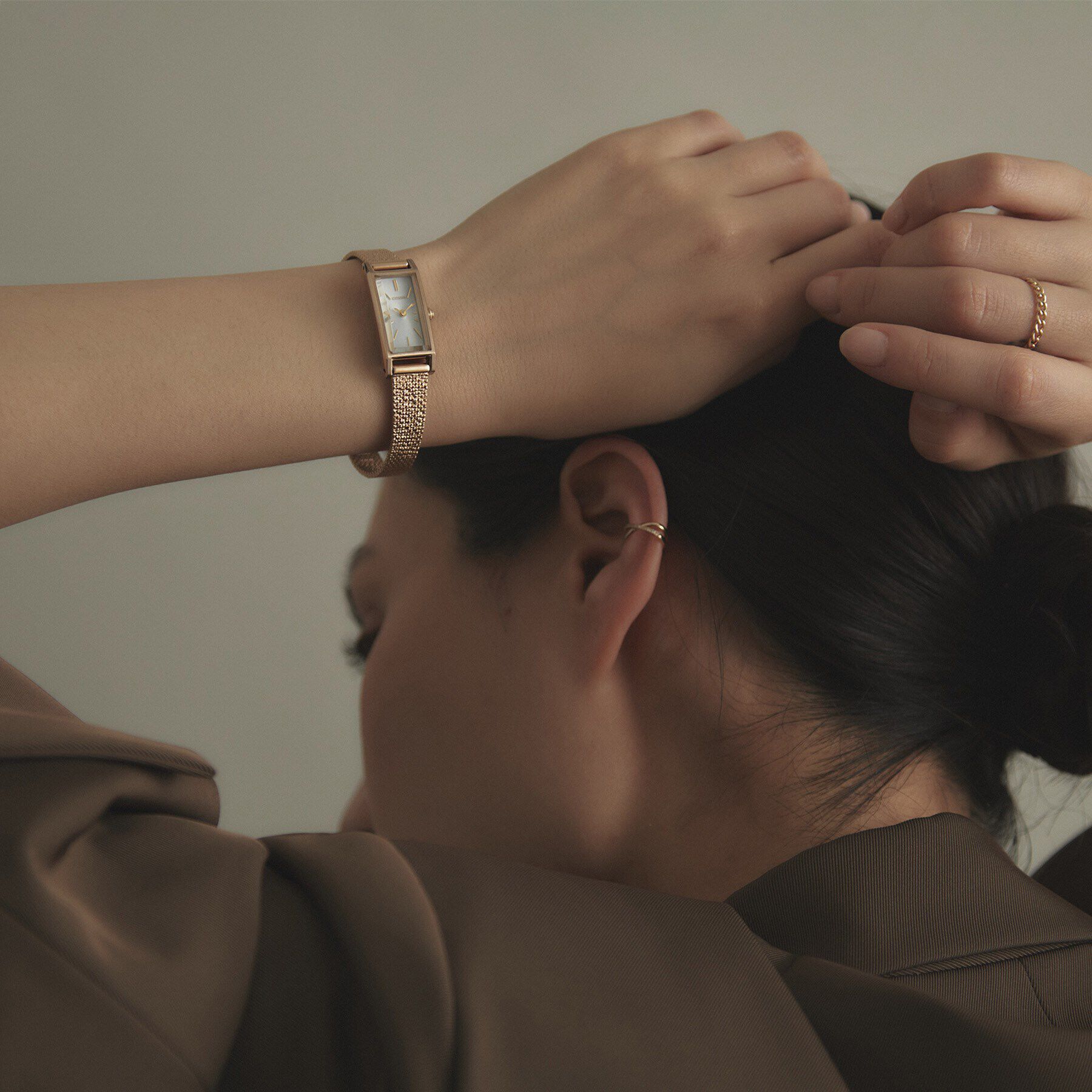 COCOSHNIK「RG Kii：別注モデルスクエア チェンジャブルバンドウォッチ（ホワイト）」|腕時計|