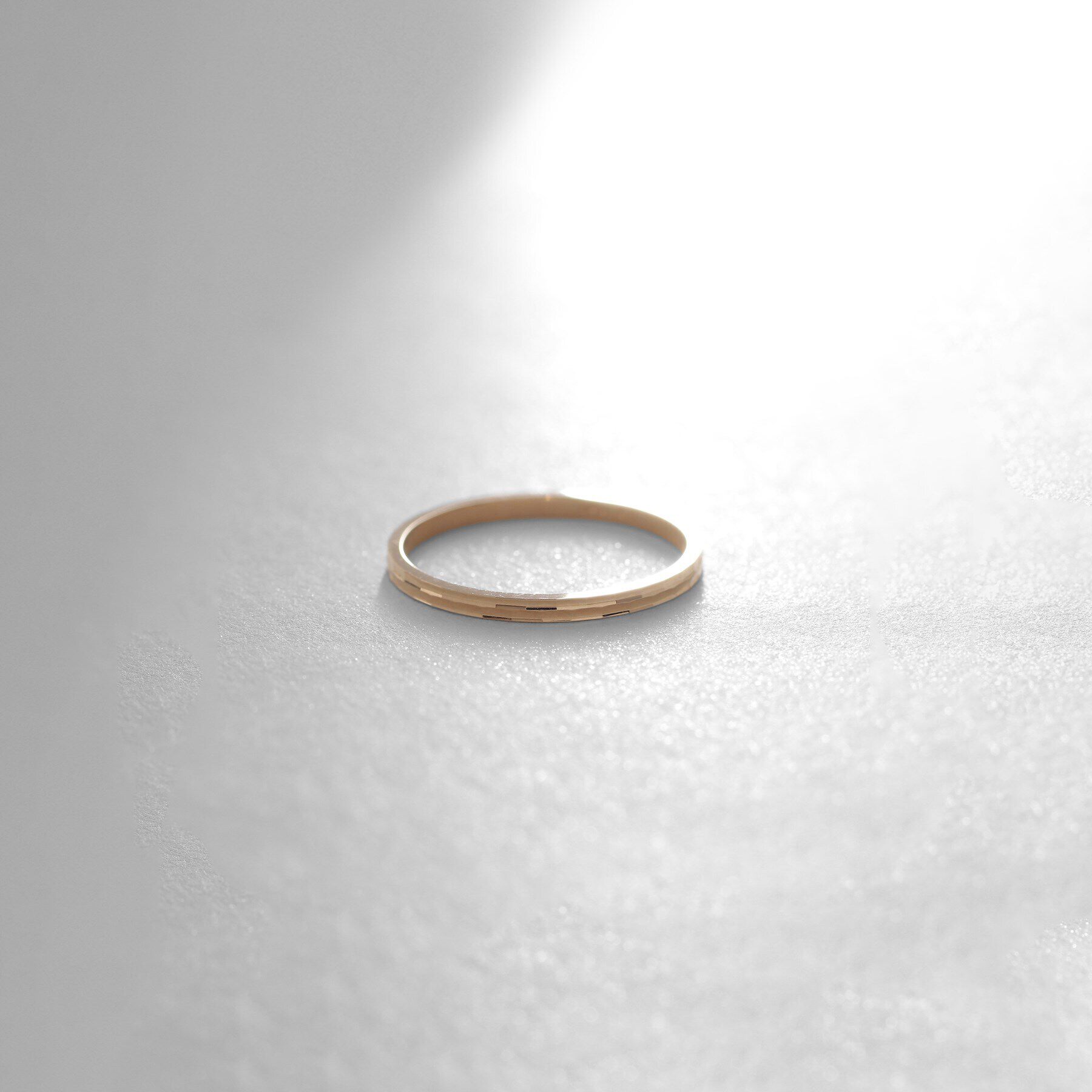 COCOSHNIK「K10ダブル面取りカット リング」|リング|