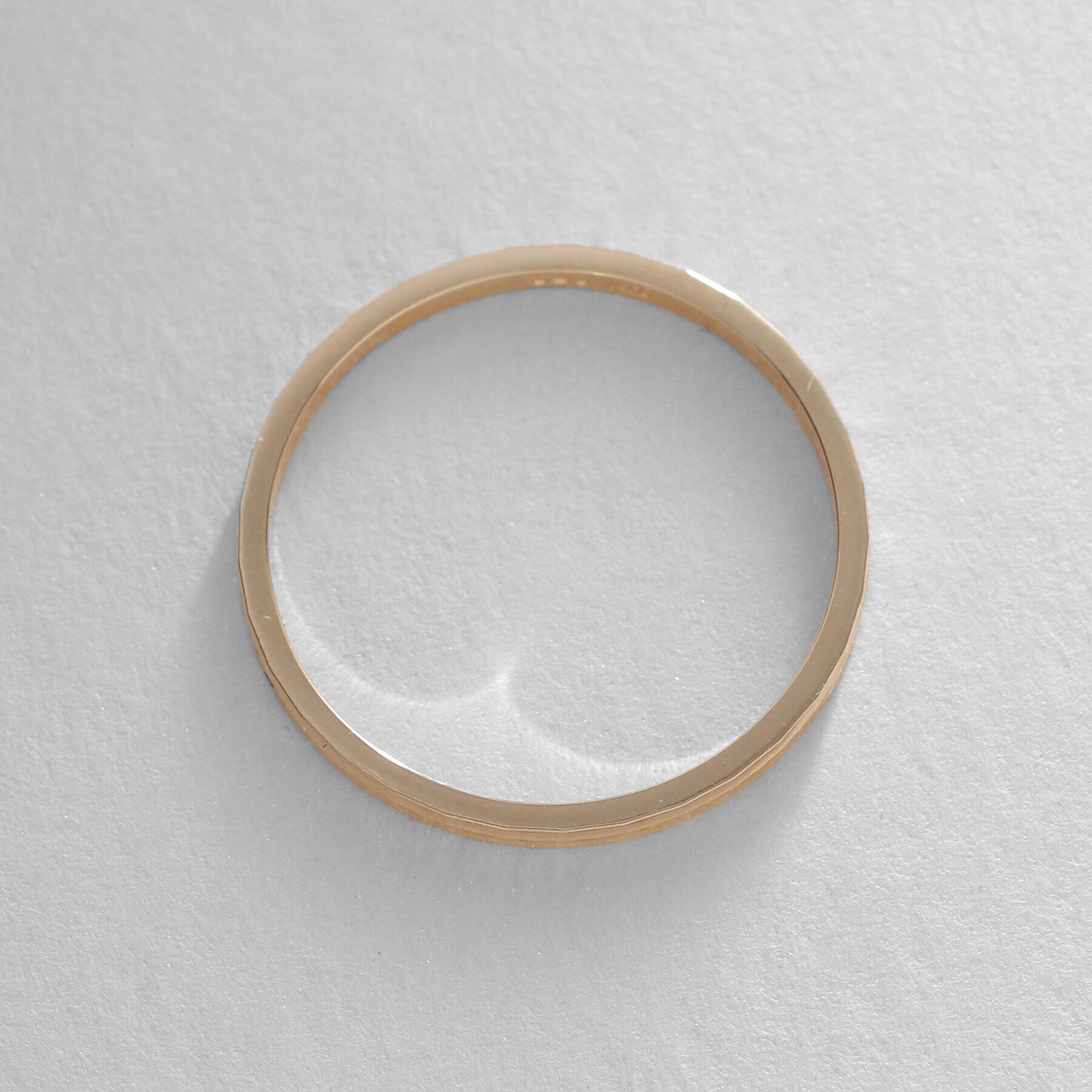 COCOSHNIK「K10ダブル面取りカット リング」|リング|