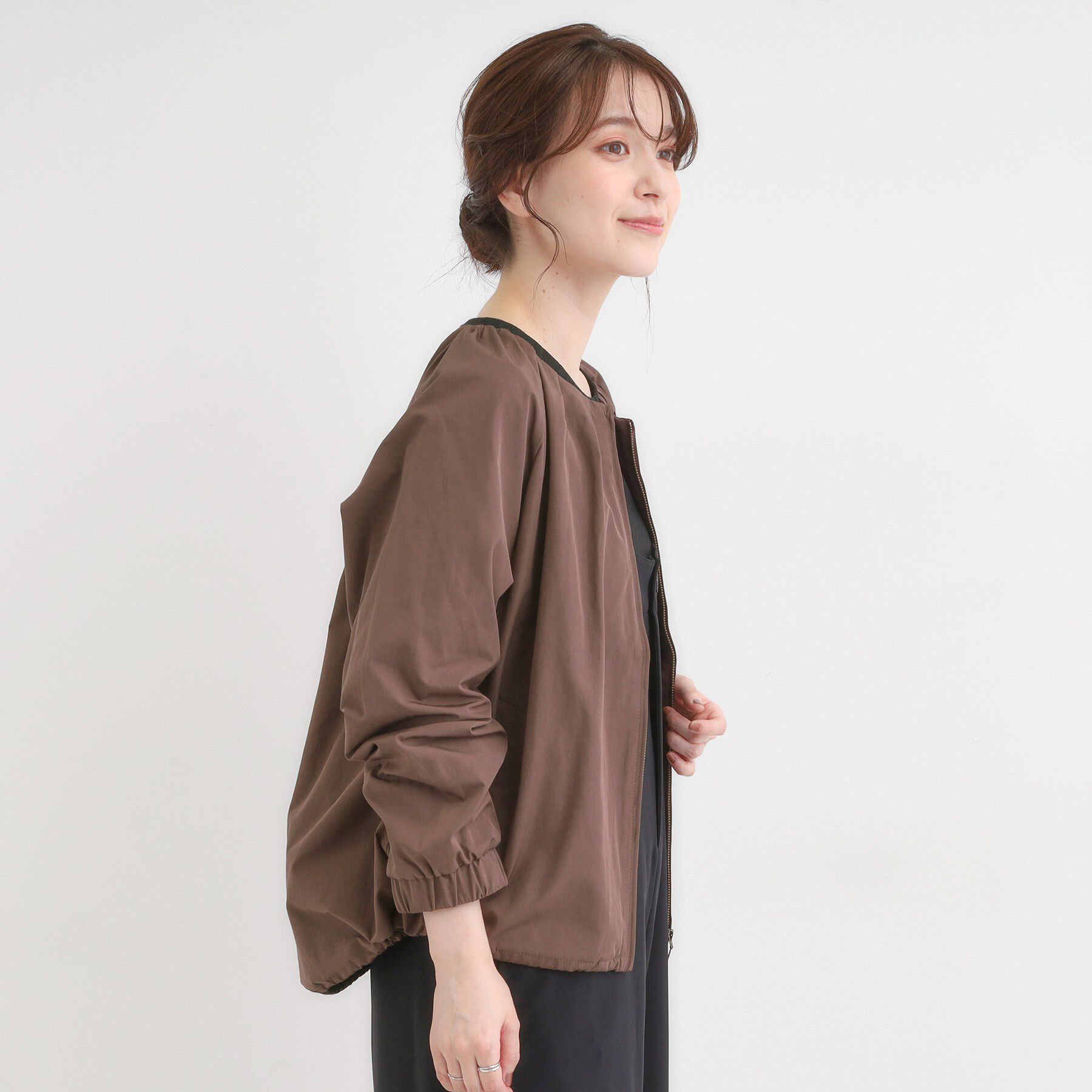 SHOO･LA･RUE「【S-LL】タック使いがこなれ見え ノーカラーブルゾン」|ブルゾン・スタジャン|