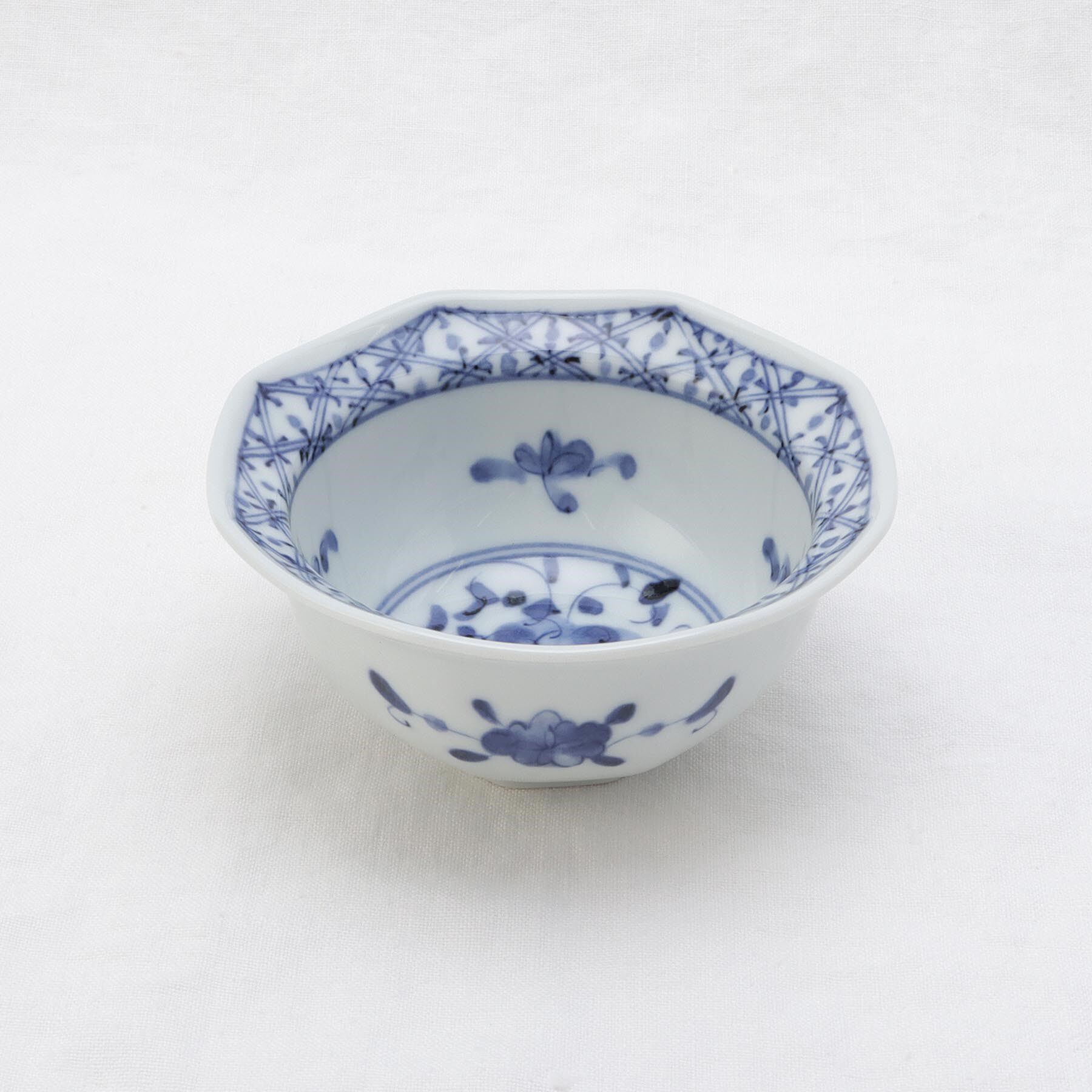 212 KITCHEN STORE「藍凛堂 八角小鉢 格子花紋」|食器・キッチングッズ|その他