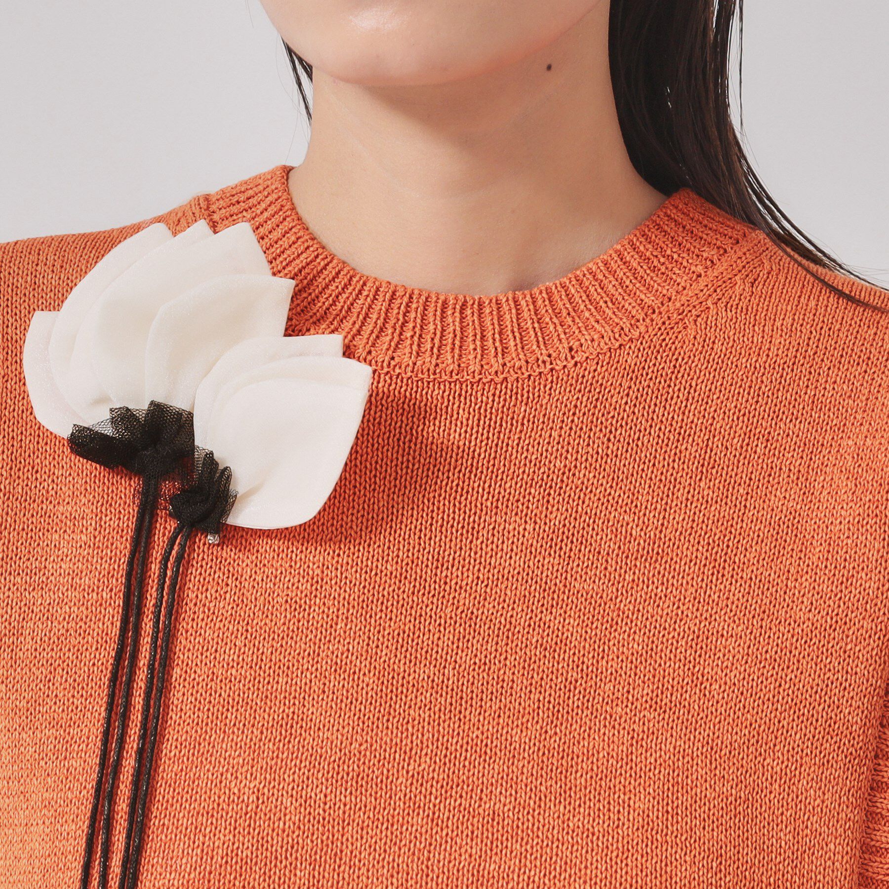 SunaUna「【オリエンタルモチーフ／コサージュ付き】レイヤードニット」|ベスト・ジレ|