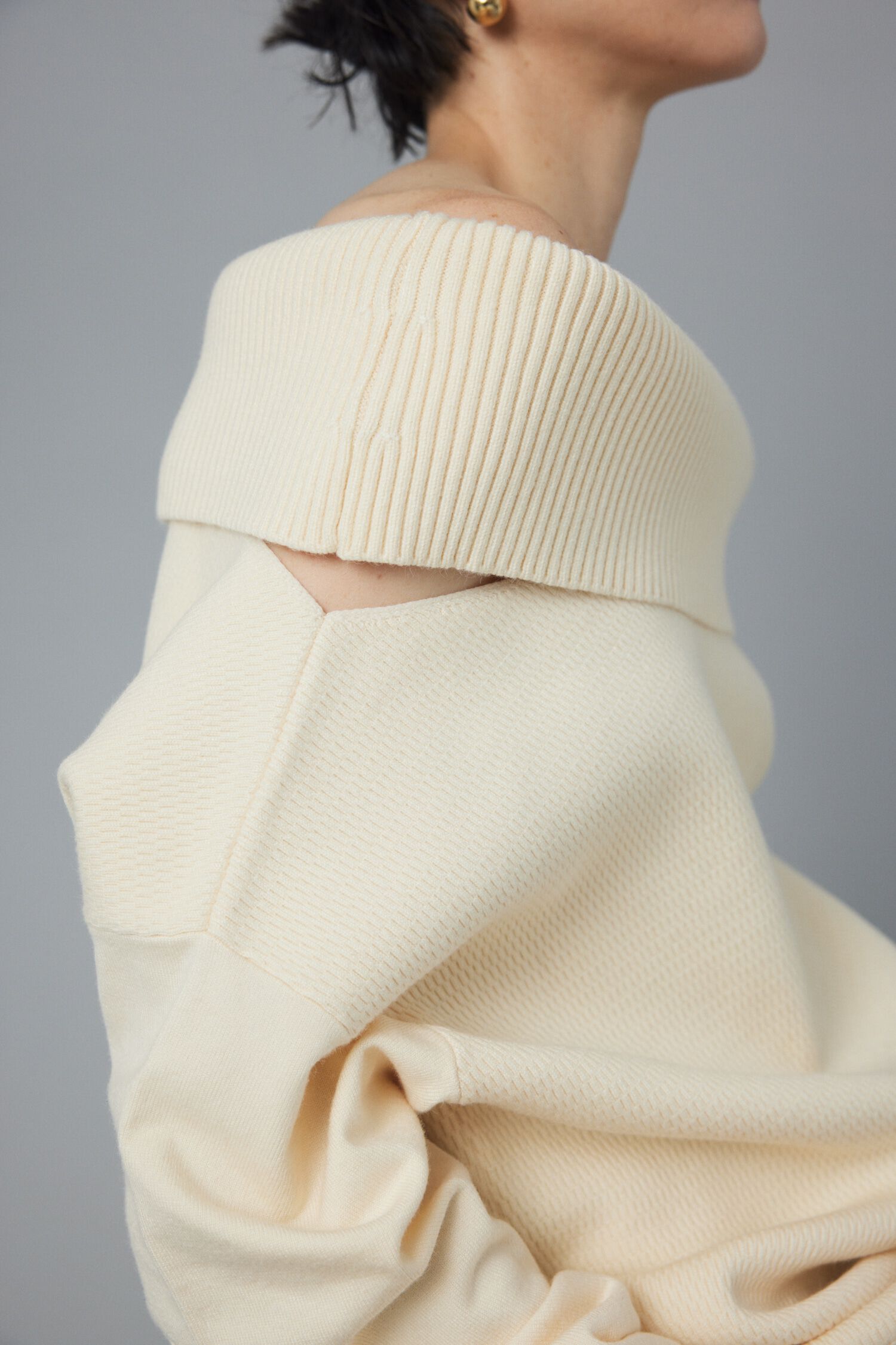 HeRIN.CYE「Thermal off shoulder tops」|ニット・セーター|