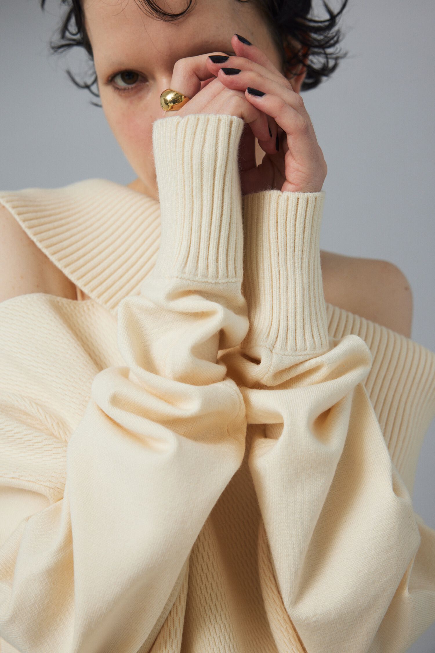 HeRIN.CYE「Thermal off shoulder tops」|ニット・セーター|