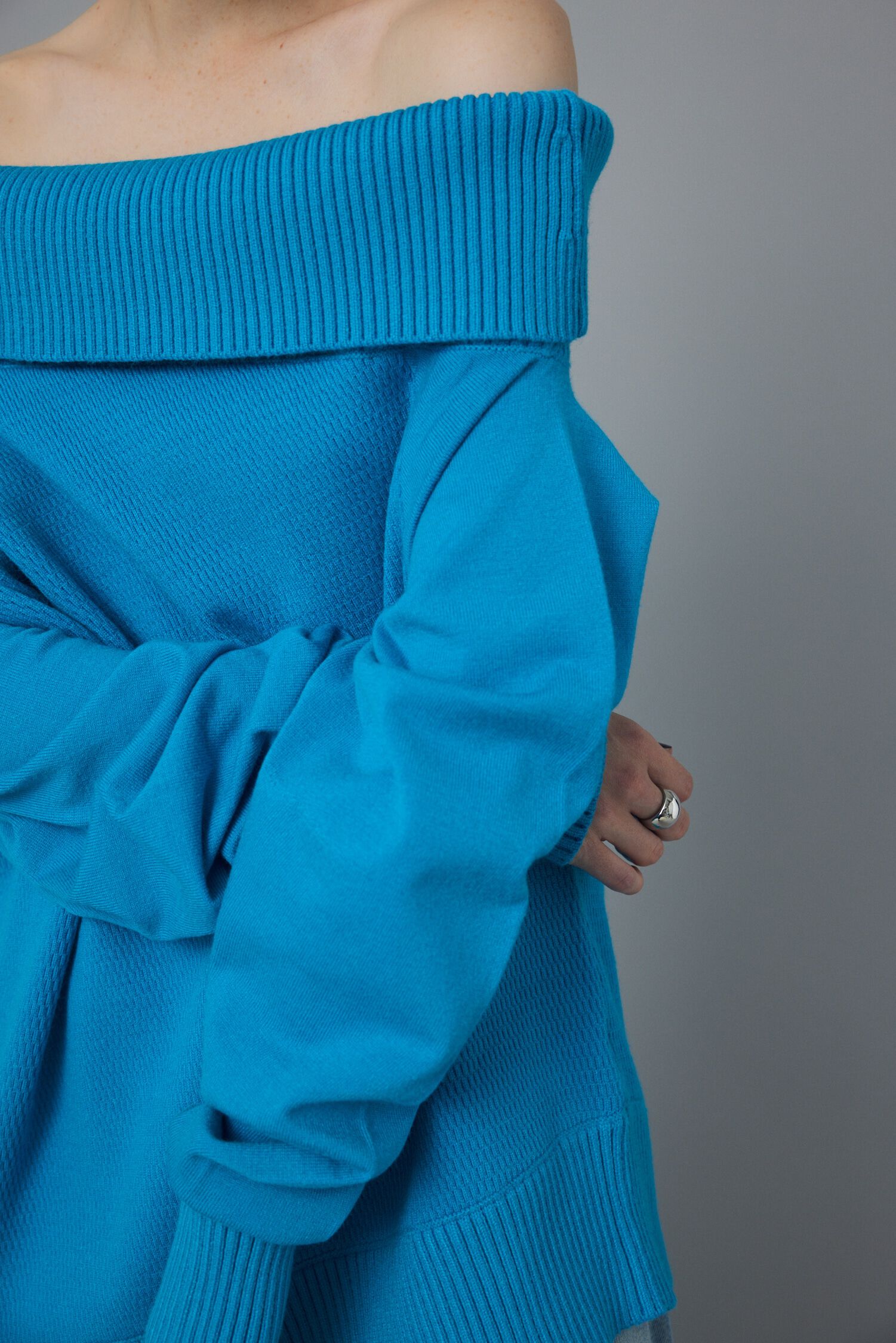 HeRIN.CYE「Thermal off shoulder tops」|ニット・セーター|