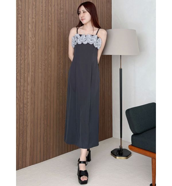 MERCURYDUO「デコルテバルーンフリルキャミワンピース」|ワンピース|