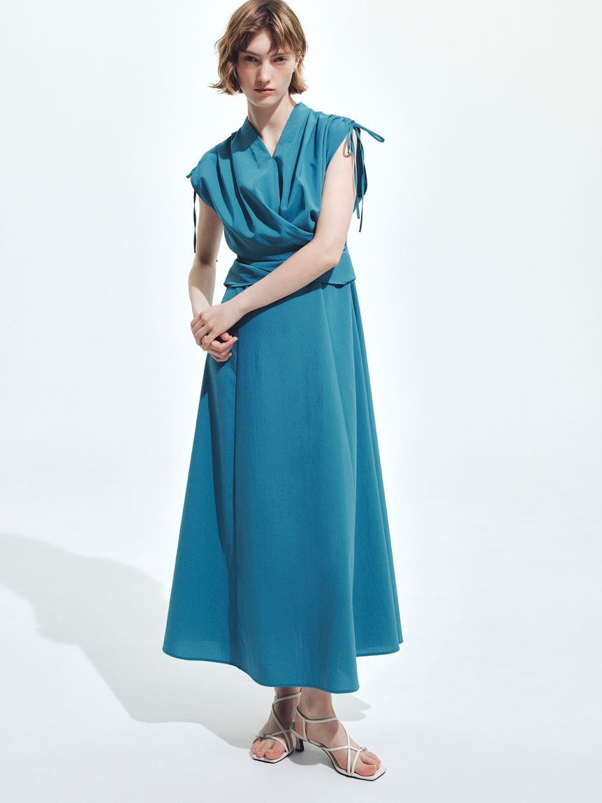 FRAY I.D「フロントノットドレス／ウォッシャブル・防シワ・接触冷感・吸水速乾」|ドレス|BLU