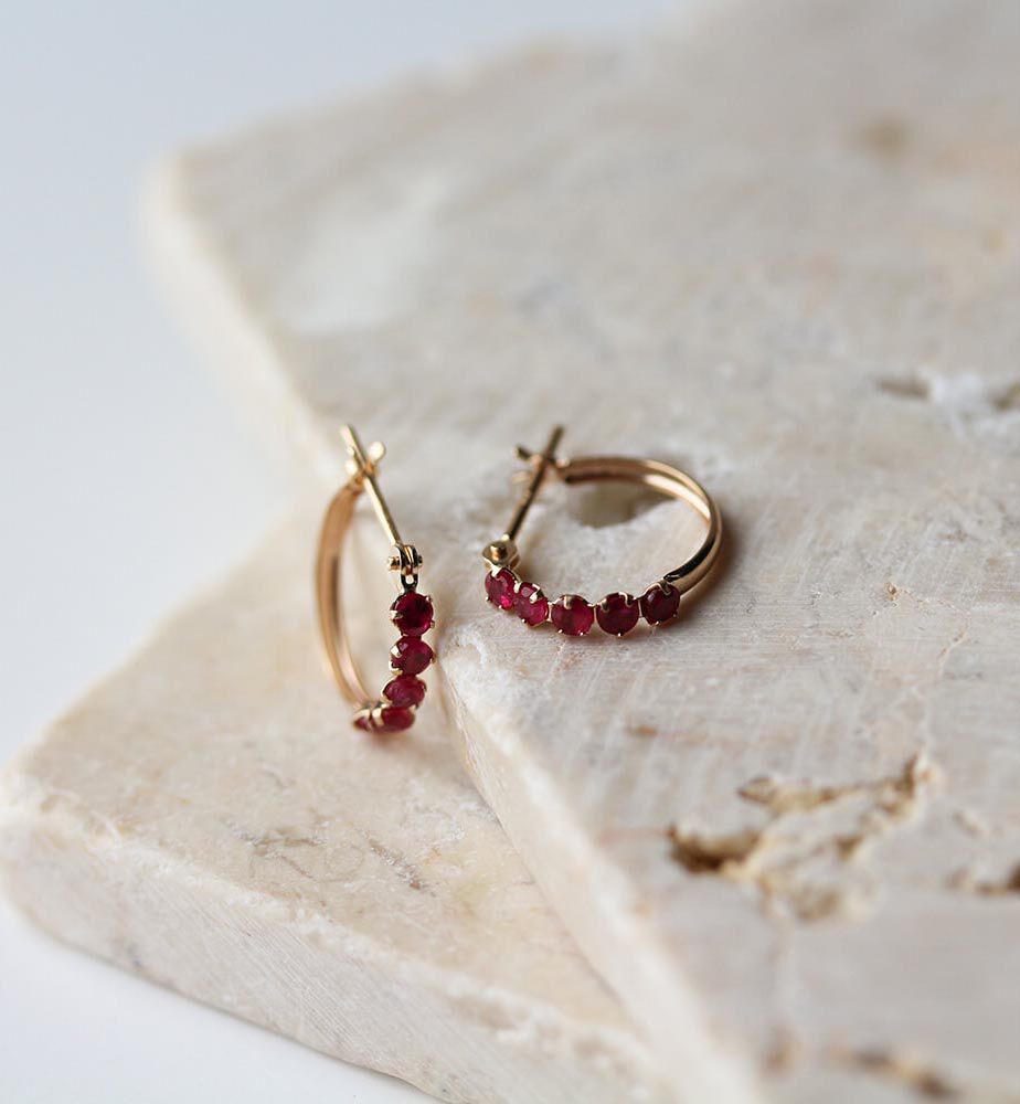  「ルビー スナップ フープ ピアス  | K10YG」|ピアス|