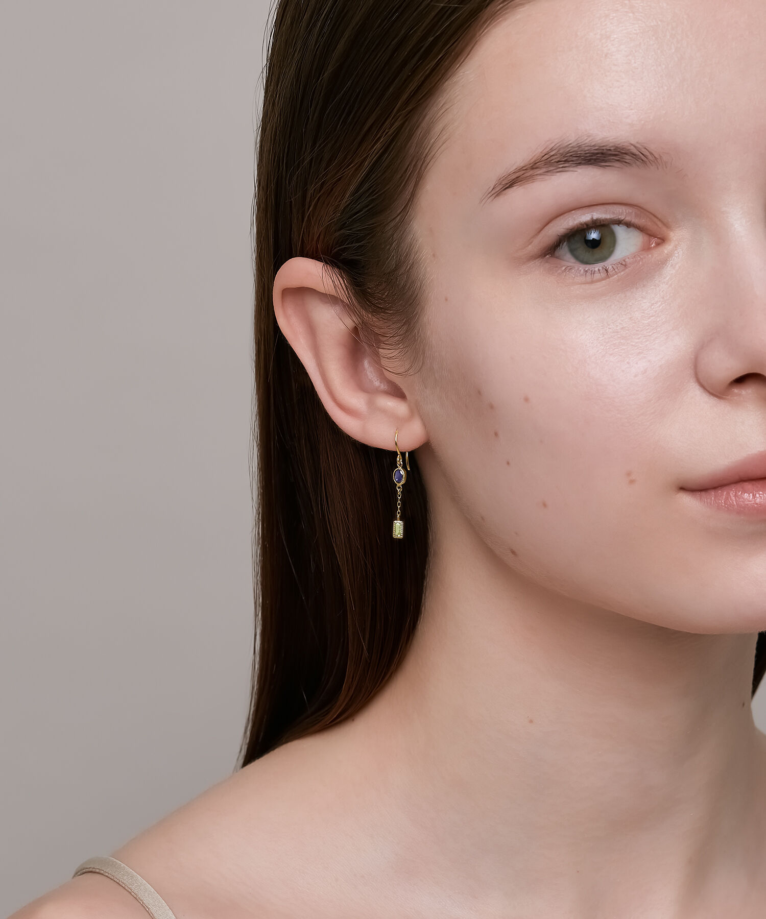 NOJESS「K10アイオライト／ペリドットピアス」|ピアス|