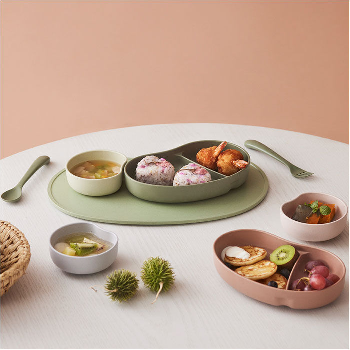 BACKYARD FAMILY「SUCSUC スクスク ベビー 食器 セット スプーン フォーク ボウル トレイ 通販 4点」|食器・キッチングッズ|