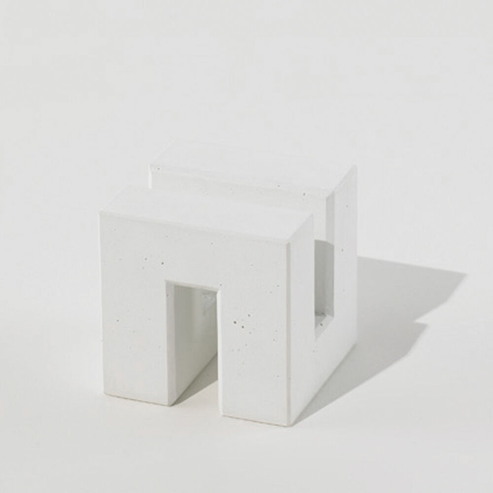 BACKYARD FAMILY「まな板 スタンド 珪藻土 通販 日本製 soil ソイル まな板立て まな板スタンド」|食器・キッチングッズ|ホワイト1