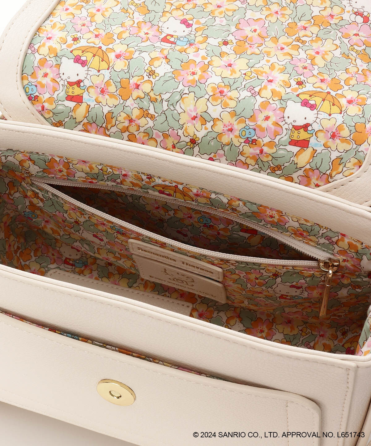 Samantha Thavasa「「ハローキティ」50周年記念コレクション ショルダーバッグ」|ショルダー・メッセンジャー|