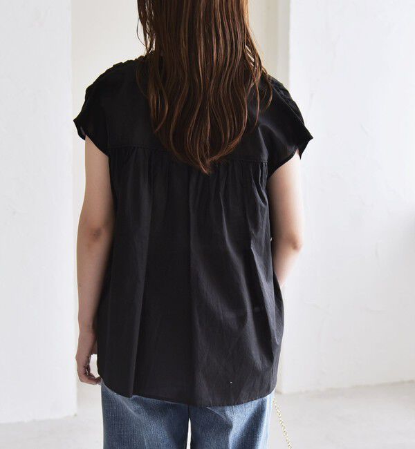 quaranciel「quaranciel:〈手洗い可能〉コットンボイル シアー ギャザー バンドカラー シャツ ブラウス」|シャツ・ブラウス|