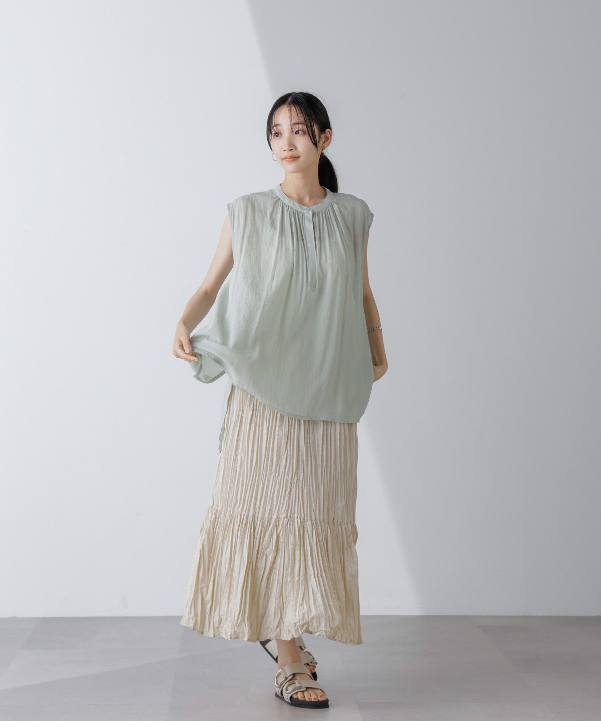 nano･universe「シアーノースリーブヘムブラウス」|シャツ・ブラウス|