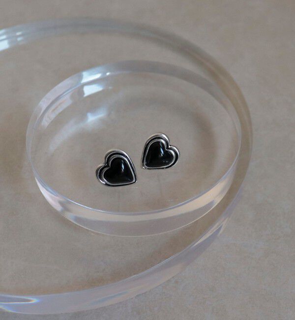 fredy emue「アンティーク調BKハートピアス」|ピアス|