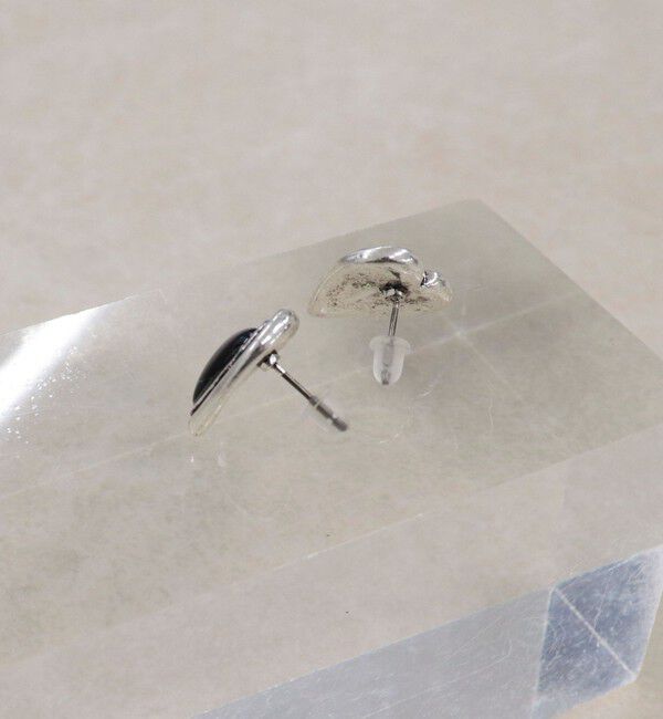 fredy emue「アンティーク調BKハートピアス」|ピアス|