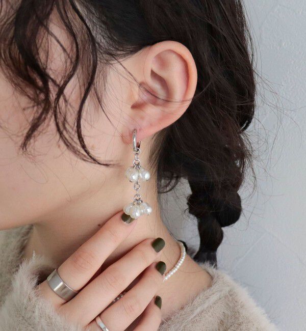fredy emue「粒パールリボンピアス」|ピアス|
