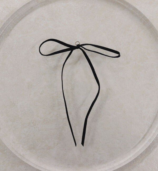 fredy emue「粒パールリボンピアス」|ピアス|