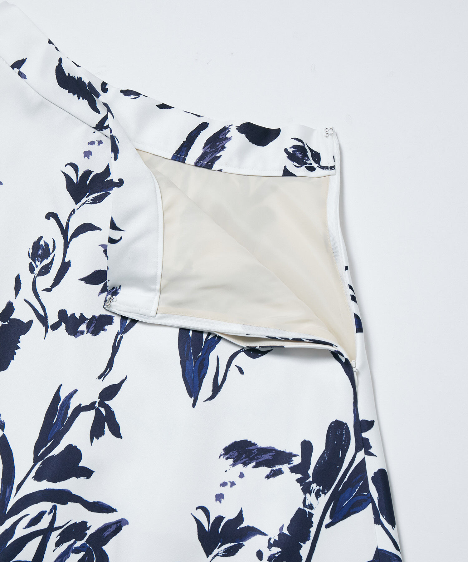 ROPE「サテンフレアスカート（無地/花柄）」|スカート|