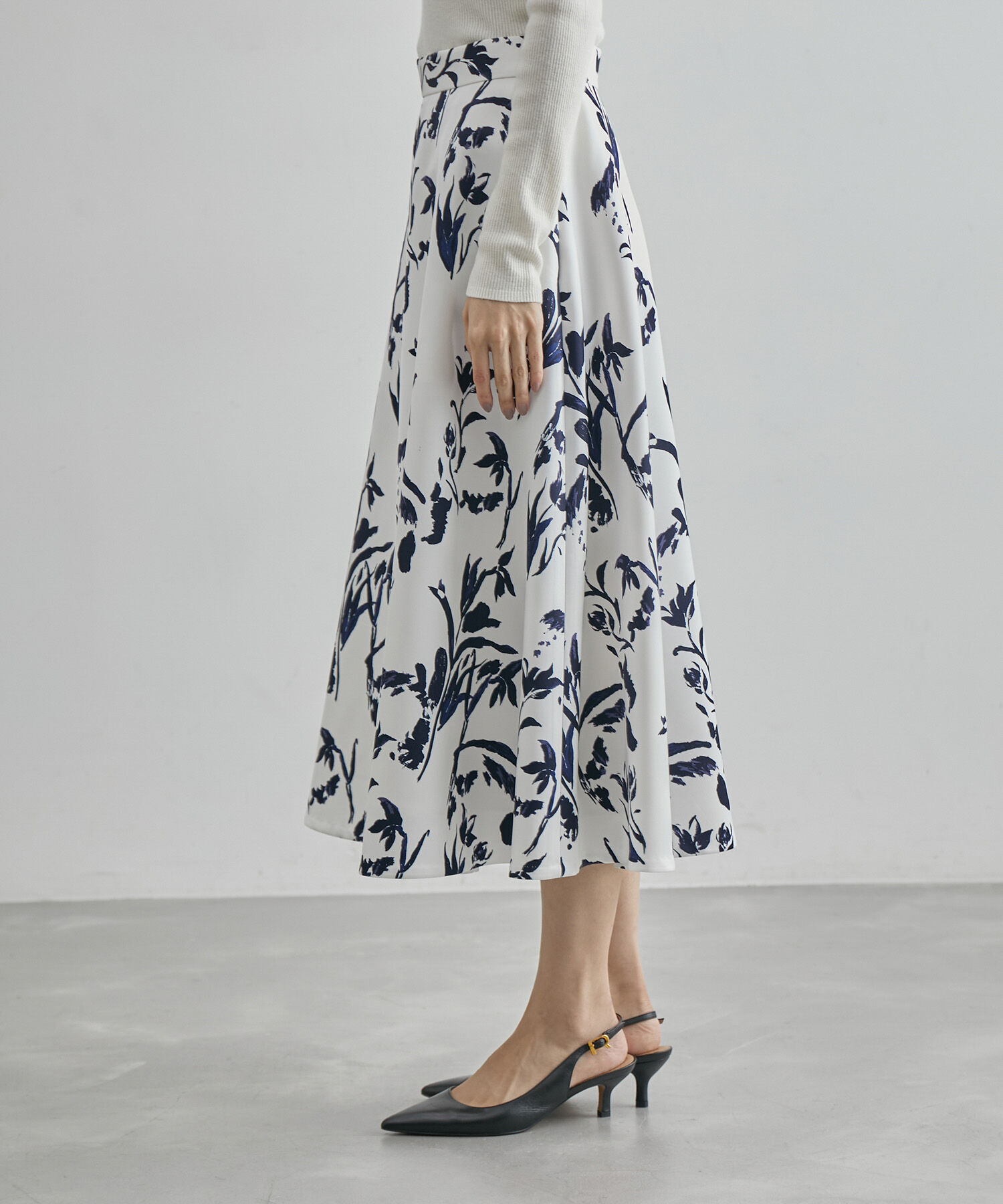 ROPE「サテンフレアスカート（無地/花柄）」|スカート|