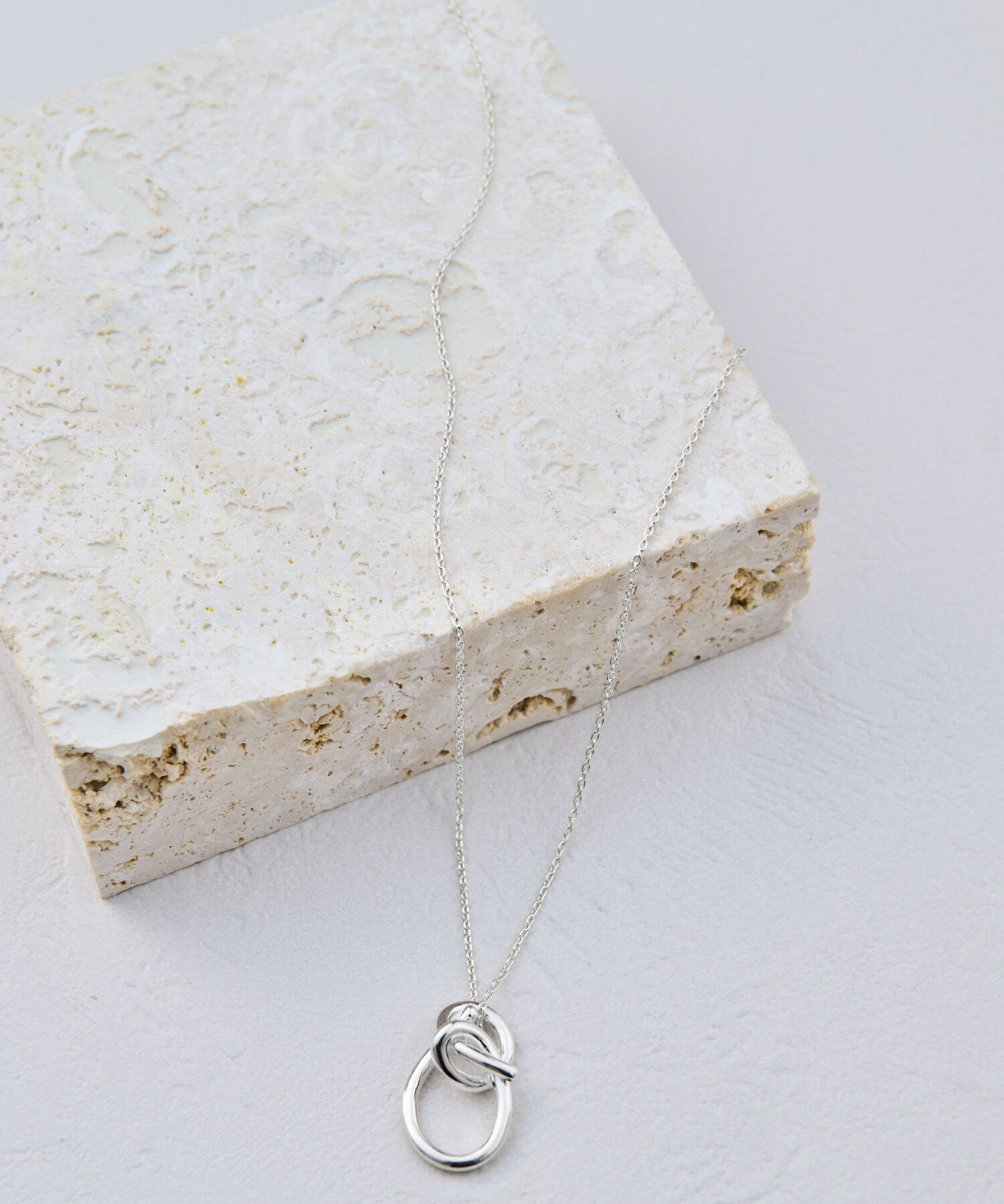 ROPE「ラインモチーフトップネックレス」|ネックレス|