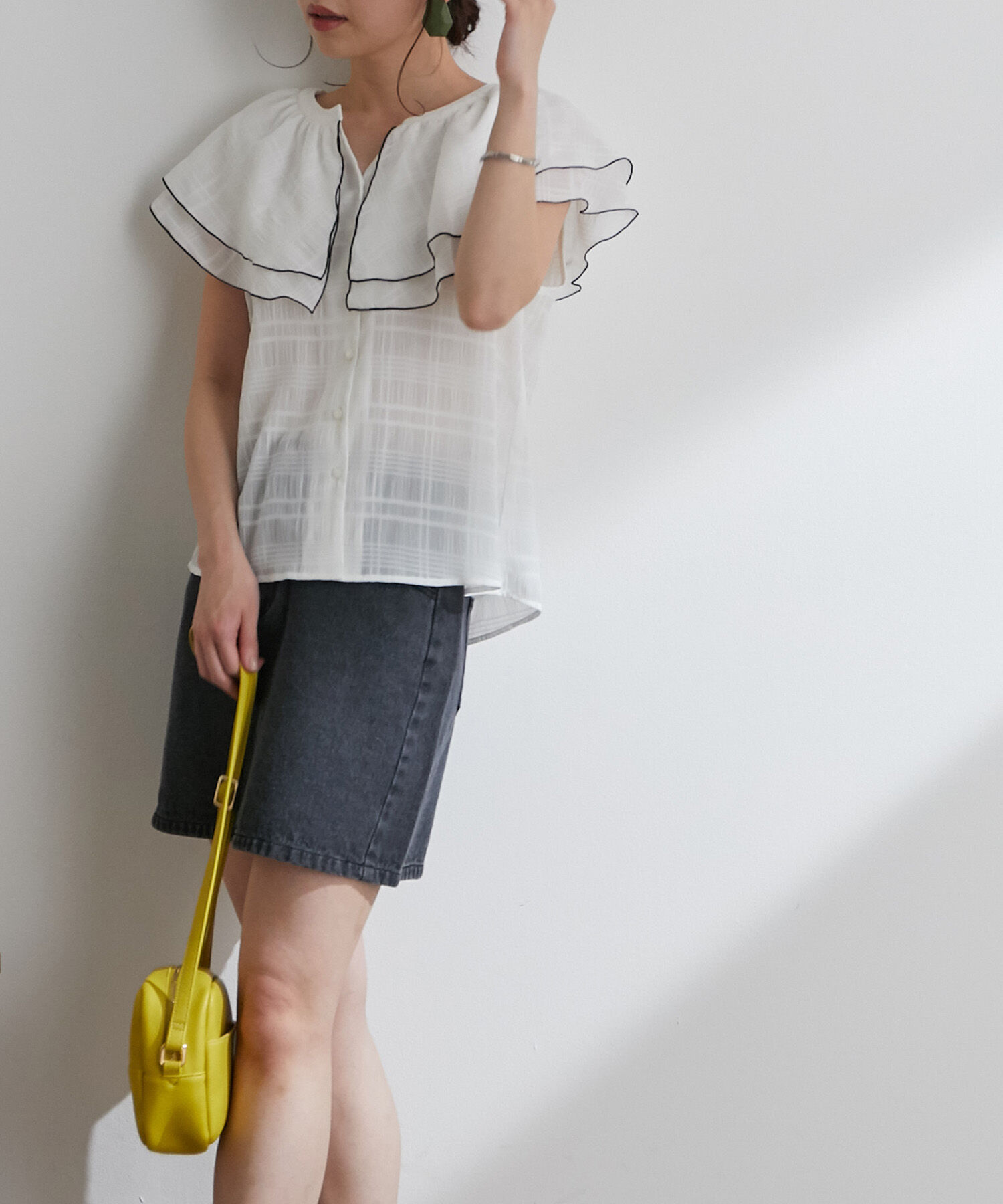 VIS「【WEB限定】ラッフルフリル配色メローブラウス」|シャツ・ブラウス|