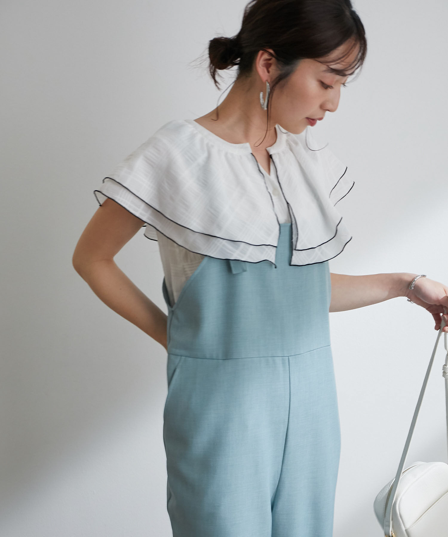 VIS「【WEB限定】ラッフルフリル配色メローブラウス」|シャツ・ブラウス|