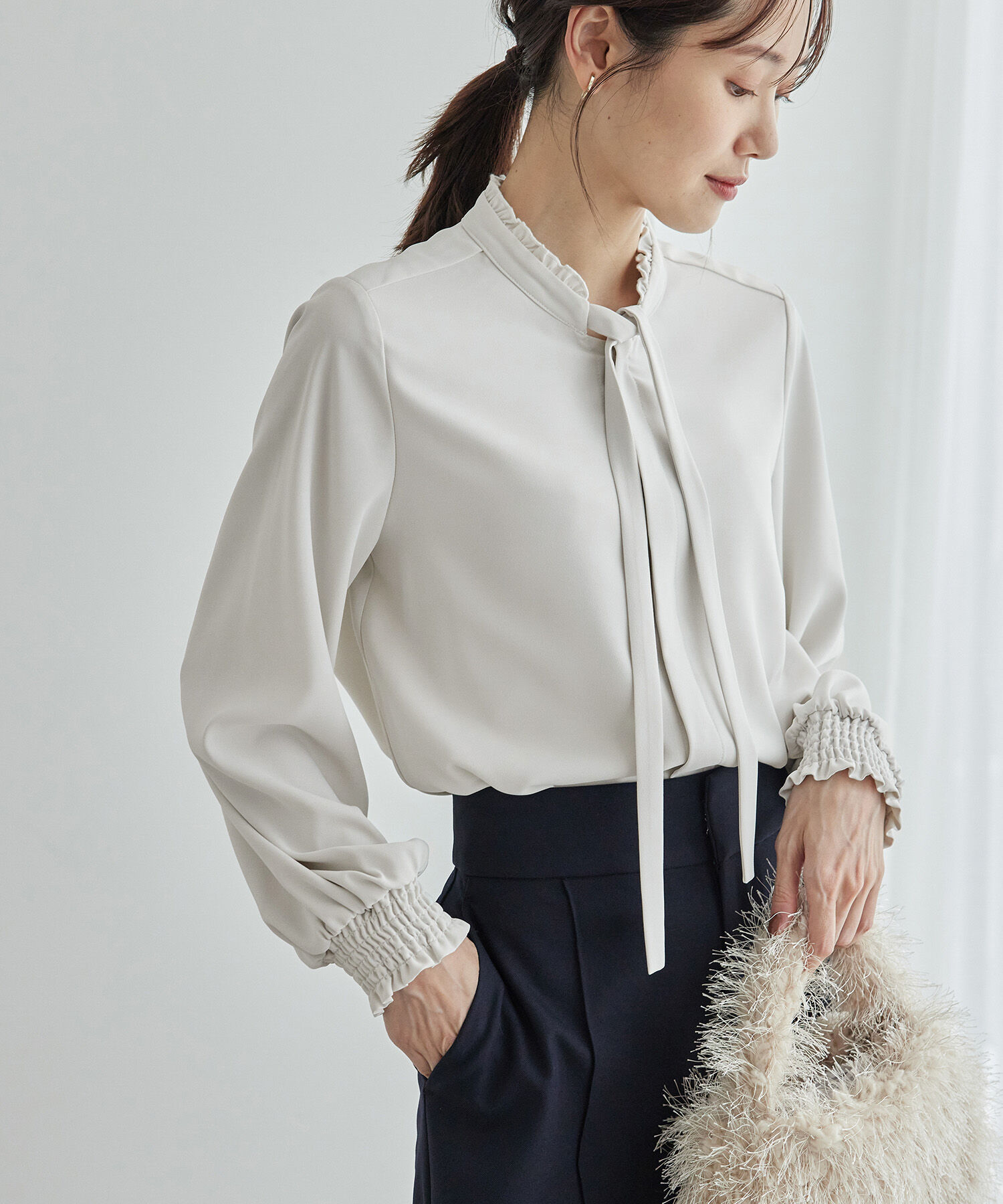 Rope&rsquo;Picnic「フリルバンドカラーリボンタイブラウス」|シャツ・ブラウス|