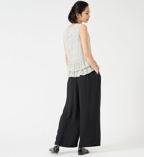 TIARA「モノトーンリーフプリントペプラムブラウス」|シャツ・ブラウス|