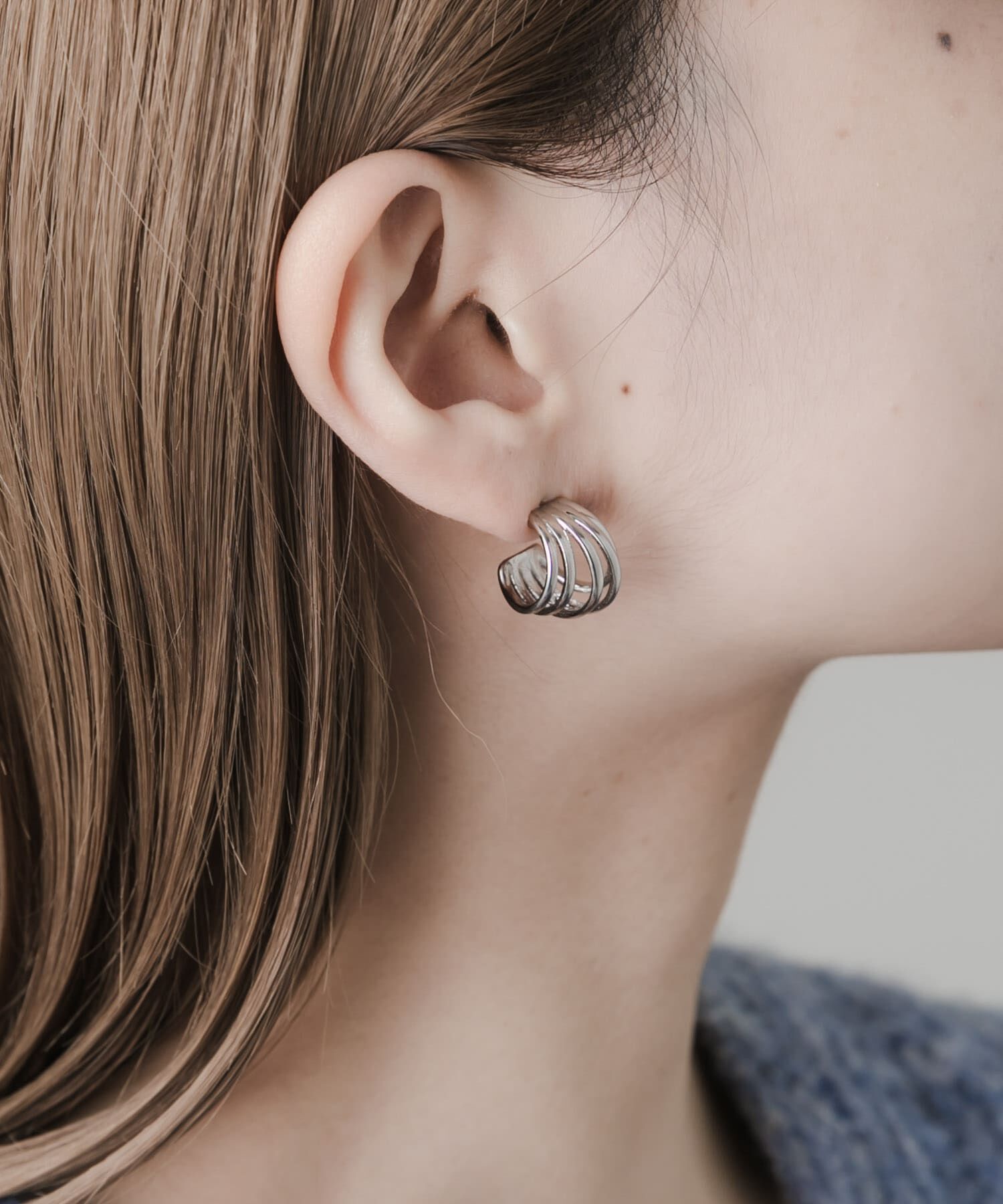 SMELLY「ステンレスメタルラインピアス」|ピアス|