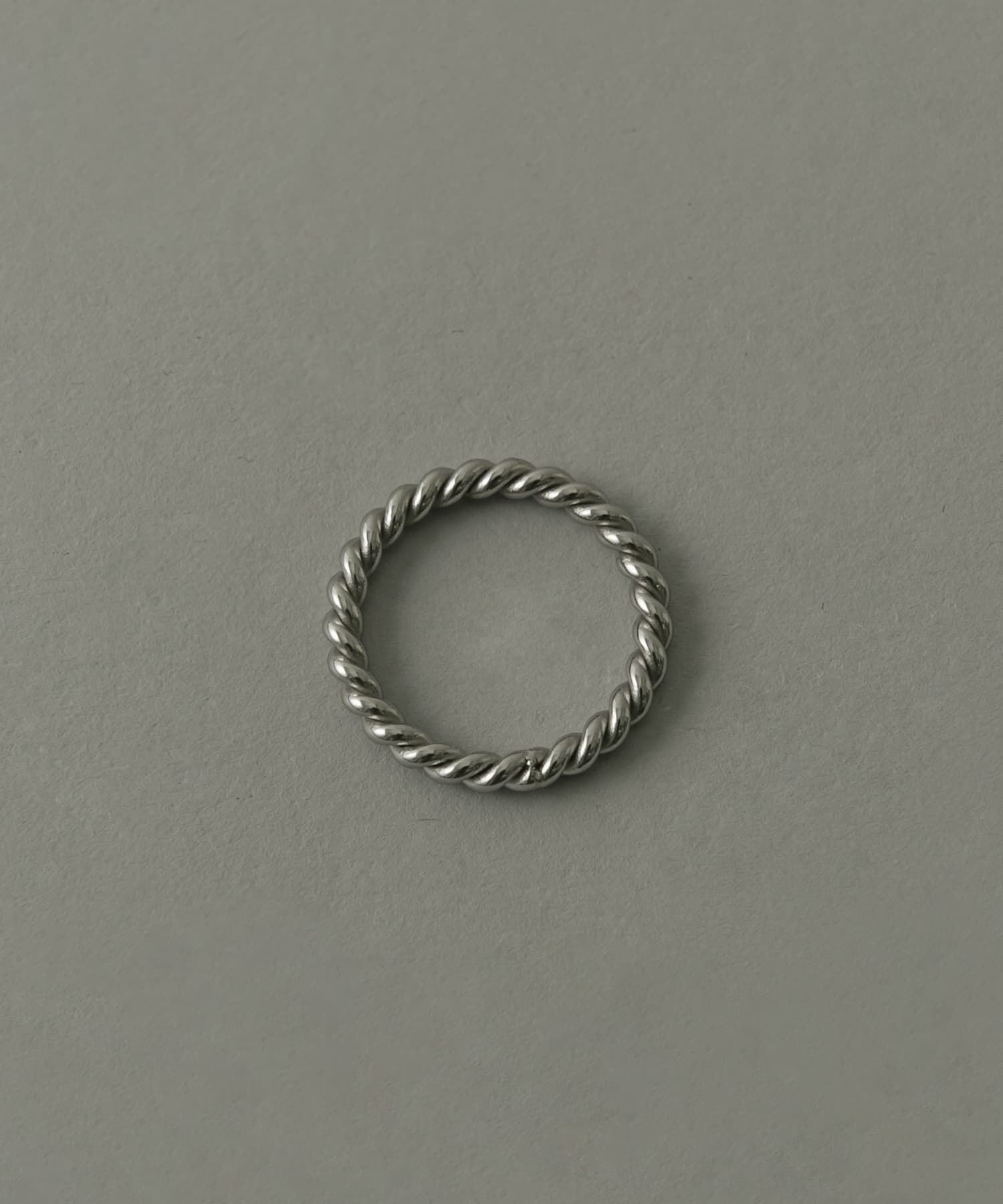 SMELLY「ステンレスツイストリング」|リング|