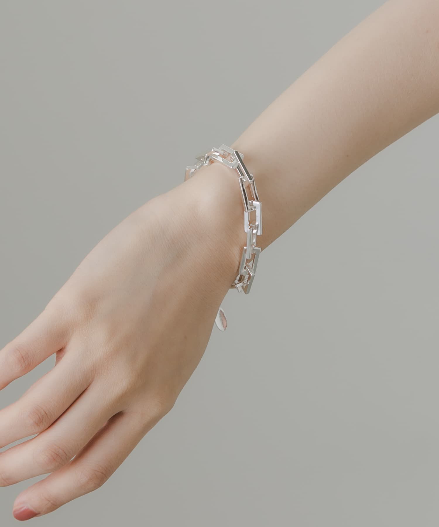 SMELLY「スクエアチェーンボリュームブレスレット」|ブレスレット・バングル|