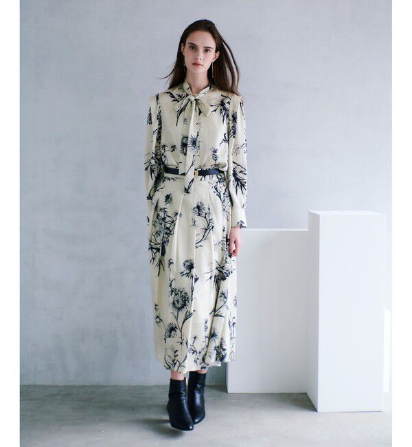 allureville「【セットアップ対応可能】スケッチフラワープリントタックスカート」|フレア|