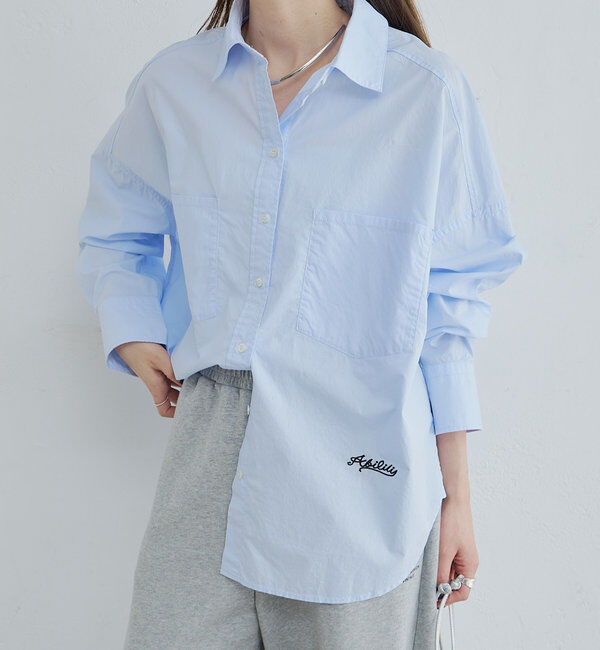  「ワンポイントロゴ刺繍ダブルポケットシャツ」|シャツ・ブラウス|サックスブルー