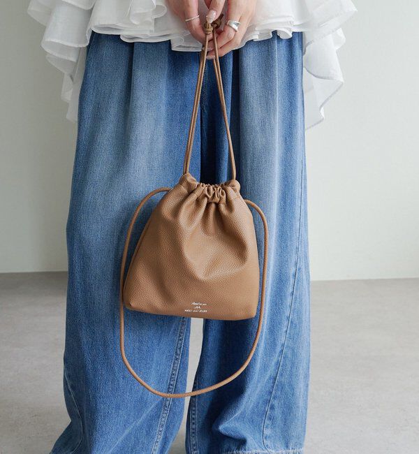  「【リバイバル/新色登場】フェイクレザー巾着バッグ」|ショルダー・メッセンジャー|ブラウン