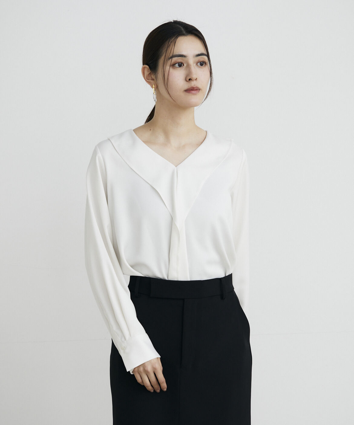 INED「《大きいサイズ》フロントフリルブラウス」|シャツ・ブラウス|