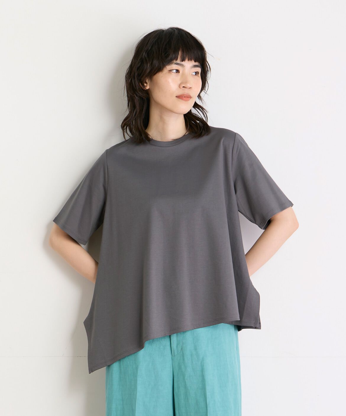 I.T.'S international「イレギュラーヘムカットソー」|Tシャツ・カットソー|チャコールグ 3