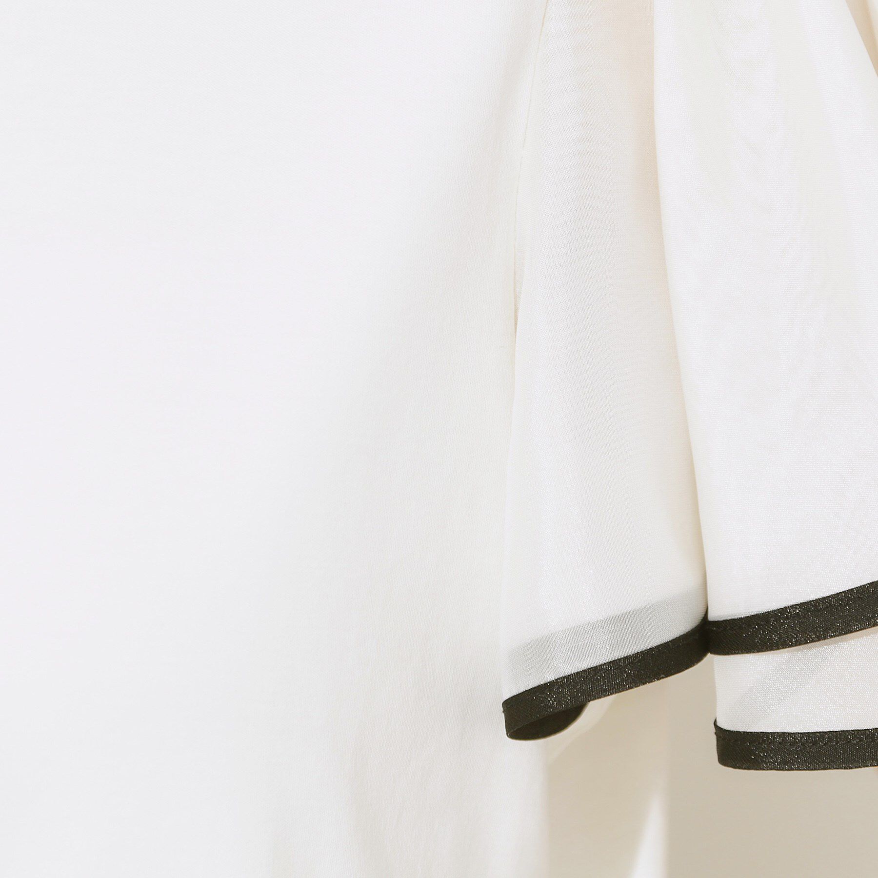 Couture broach「【マシンウォッシャブル・UVケア・接触冷感・二の腕カバー】配色フレアドッキングカットソー」|Tシャツ・カットソー|