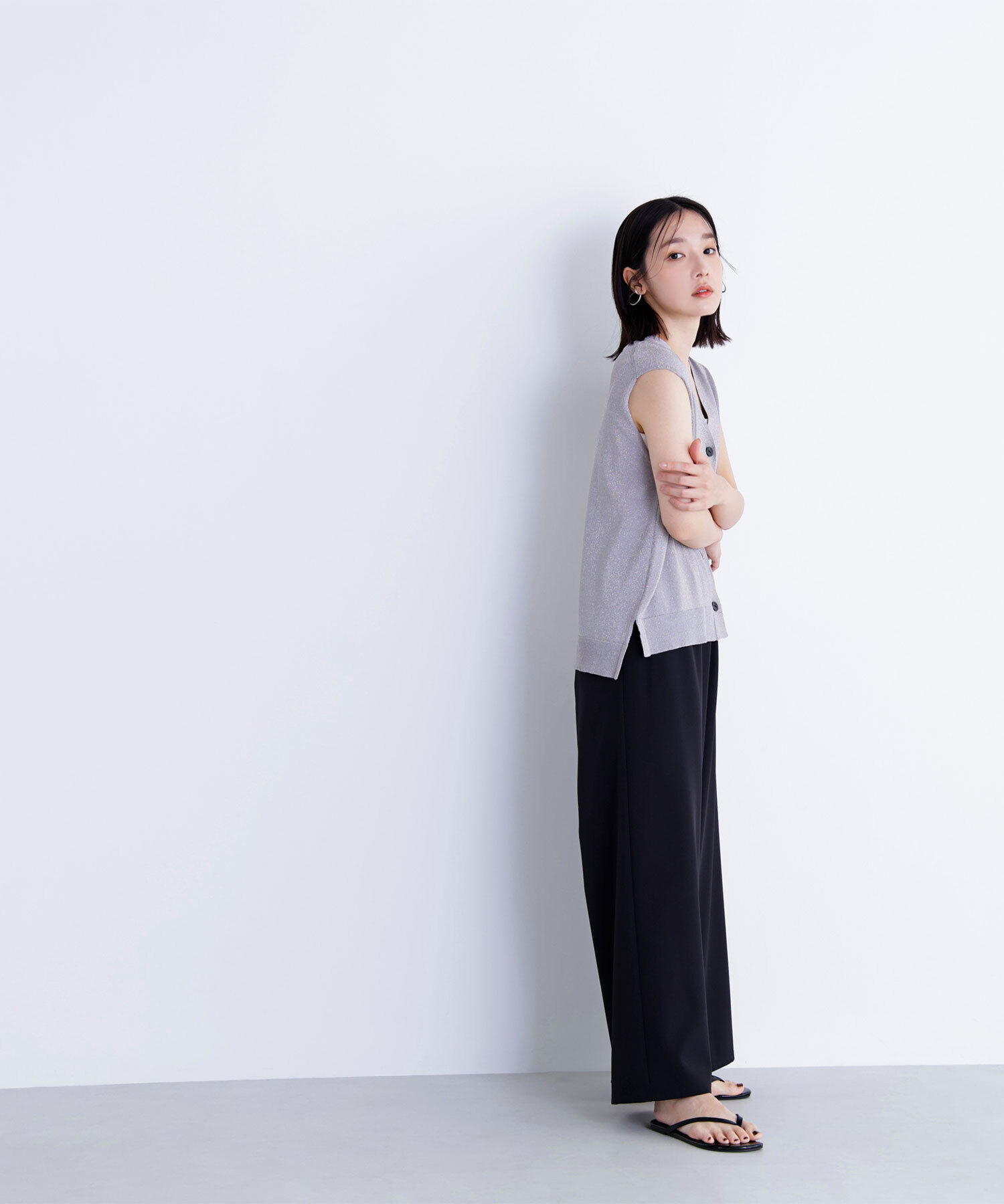  「スパークVネックニットベスト」|ニット・セーター|