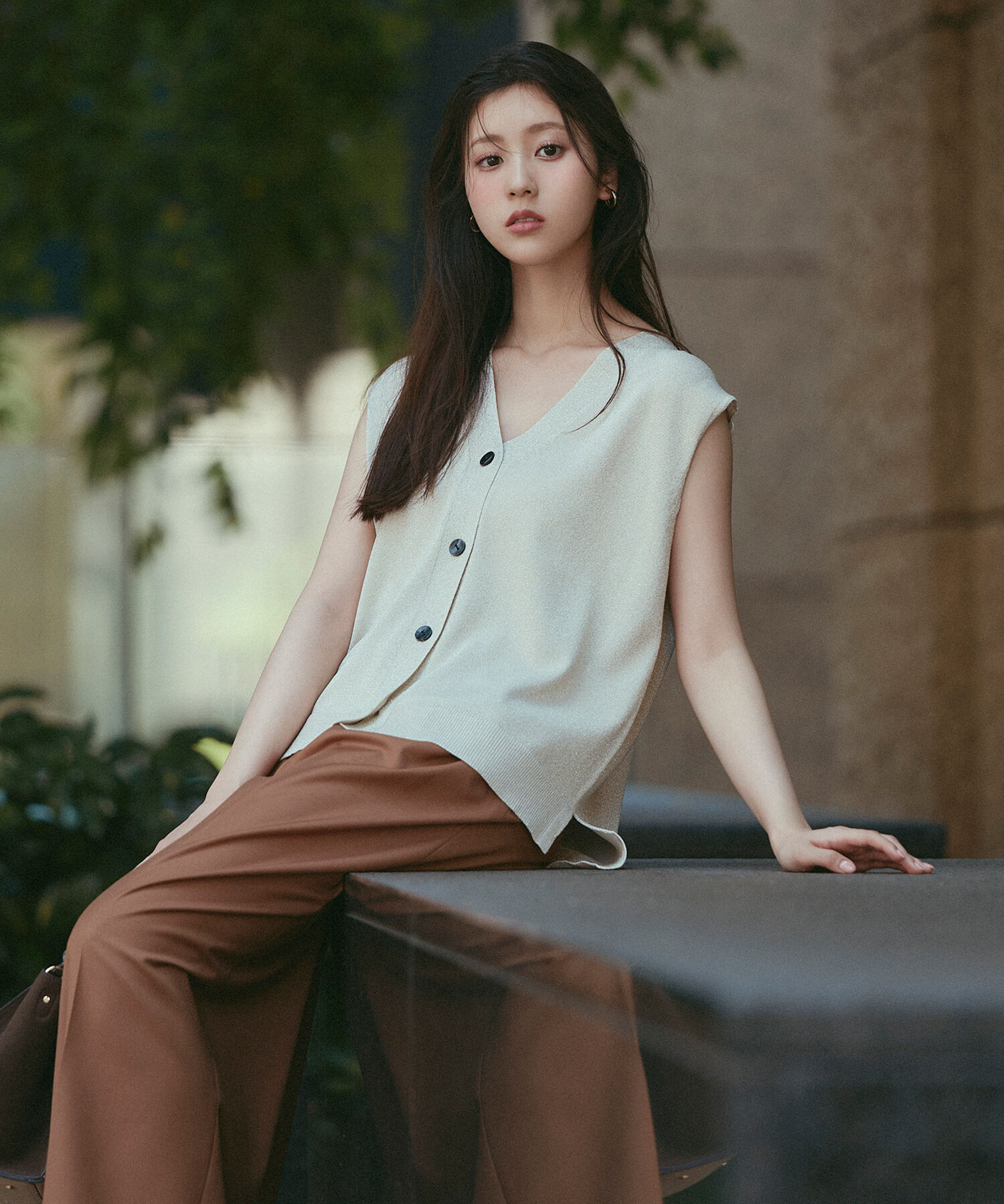  「スパークVネックニットベスト」|ニット・セーター|